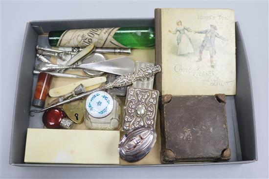 Mixed collectables, Sampson Mordan silver pencil etc